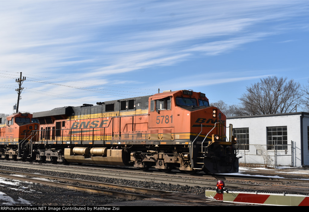 BNSF 5781